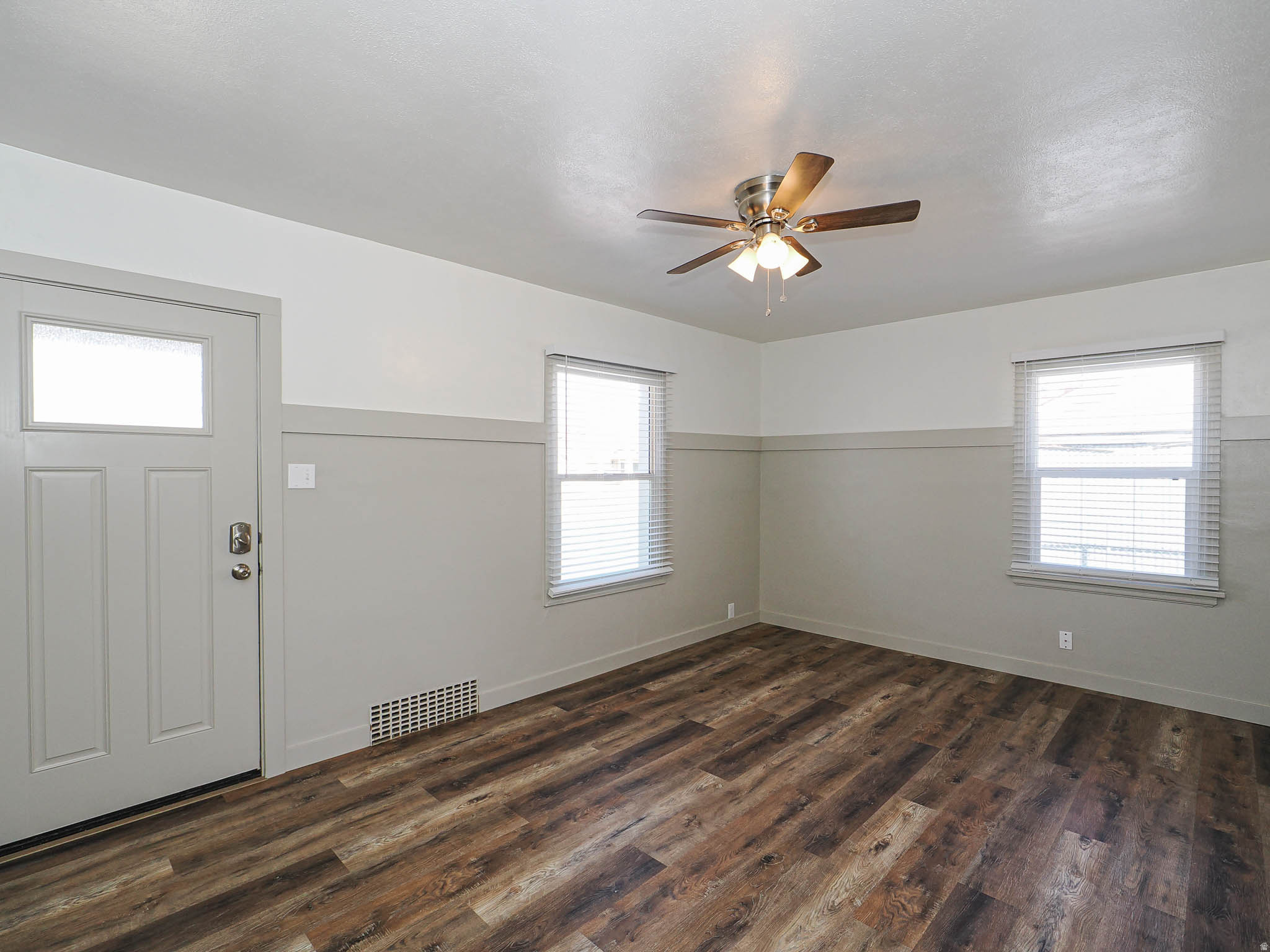 BEVERLY PLACE - Residential