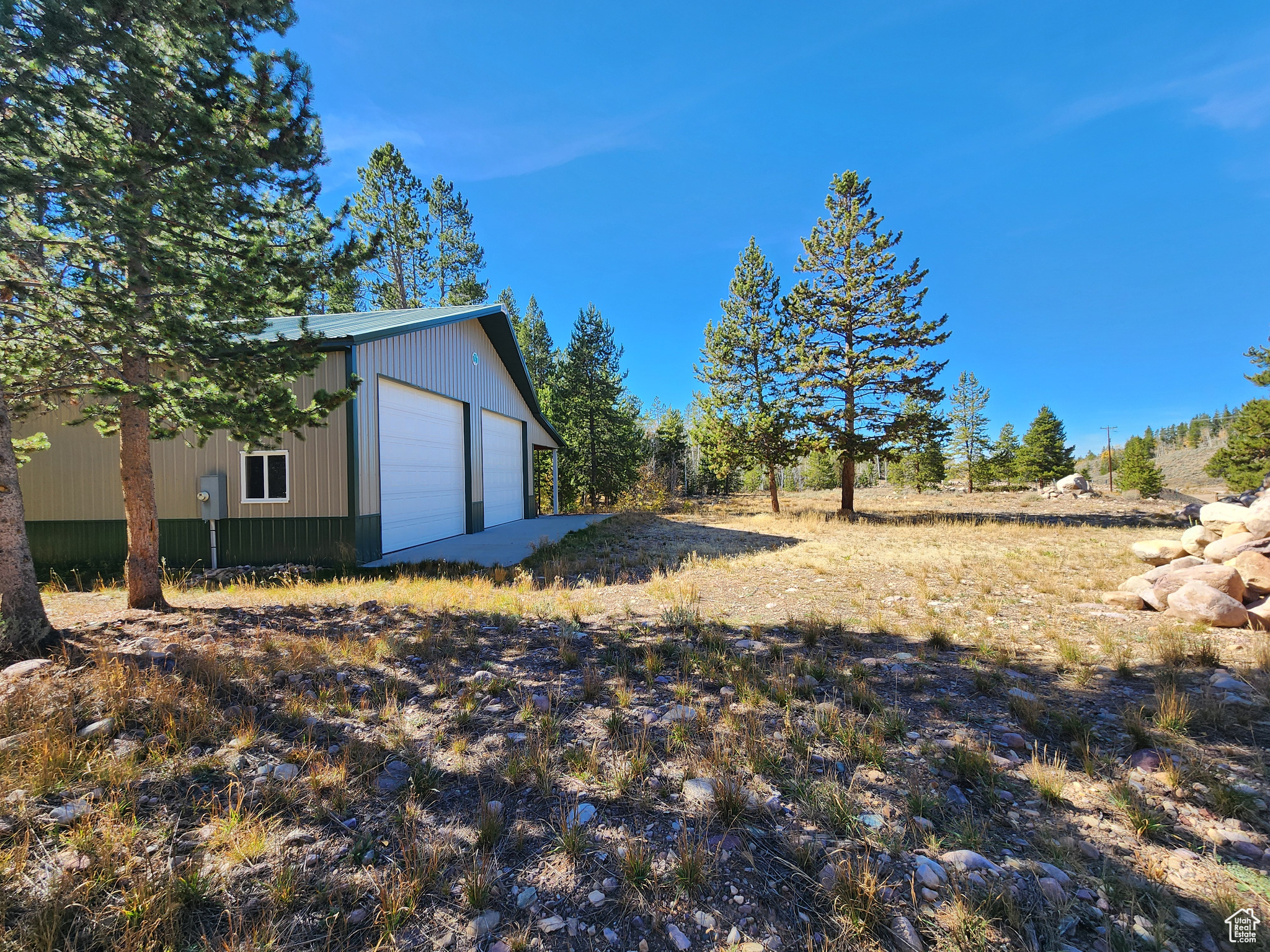 WILDERNESS ACRES - Land