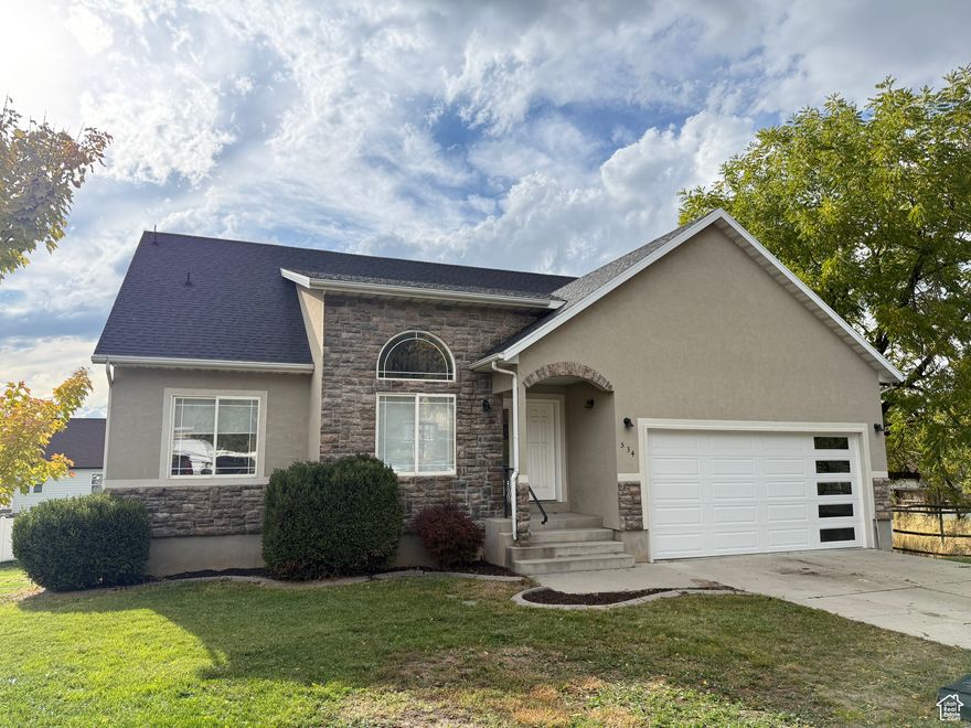 Price drop! Great home in a quiet little culdesac, with a gorgeous, recently finished 3 bed/2 bath apartment in the basement! Walking distance (across the street!) from the PG Rec Center, pickleball courts, and PG High School! Main level and upstairs has 5 bedrooms and 3 full baths, plus the basement with the the 3 beds/2 baths. Storage room can be accessed from either upstairs or downstairs. Owner/Broker- Please see private remarks for owner/agent's cell number!