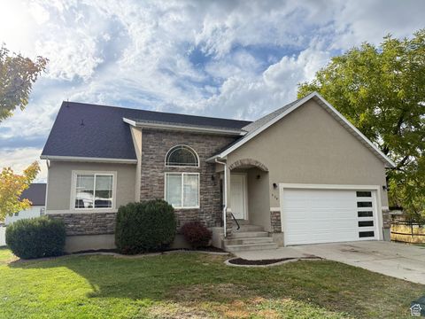 Photo of 534 S LOCUST AVE S, Pleasant Grove, UT 84062 (MLS # 2117282)