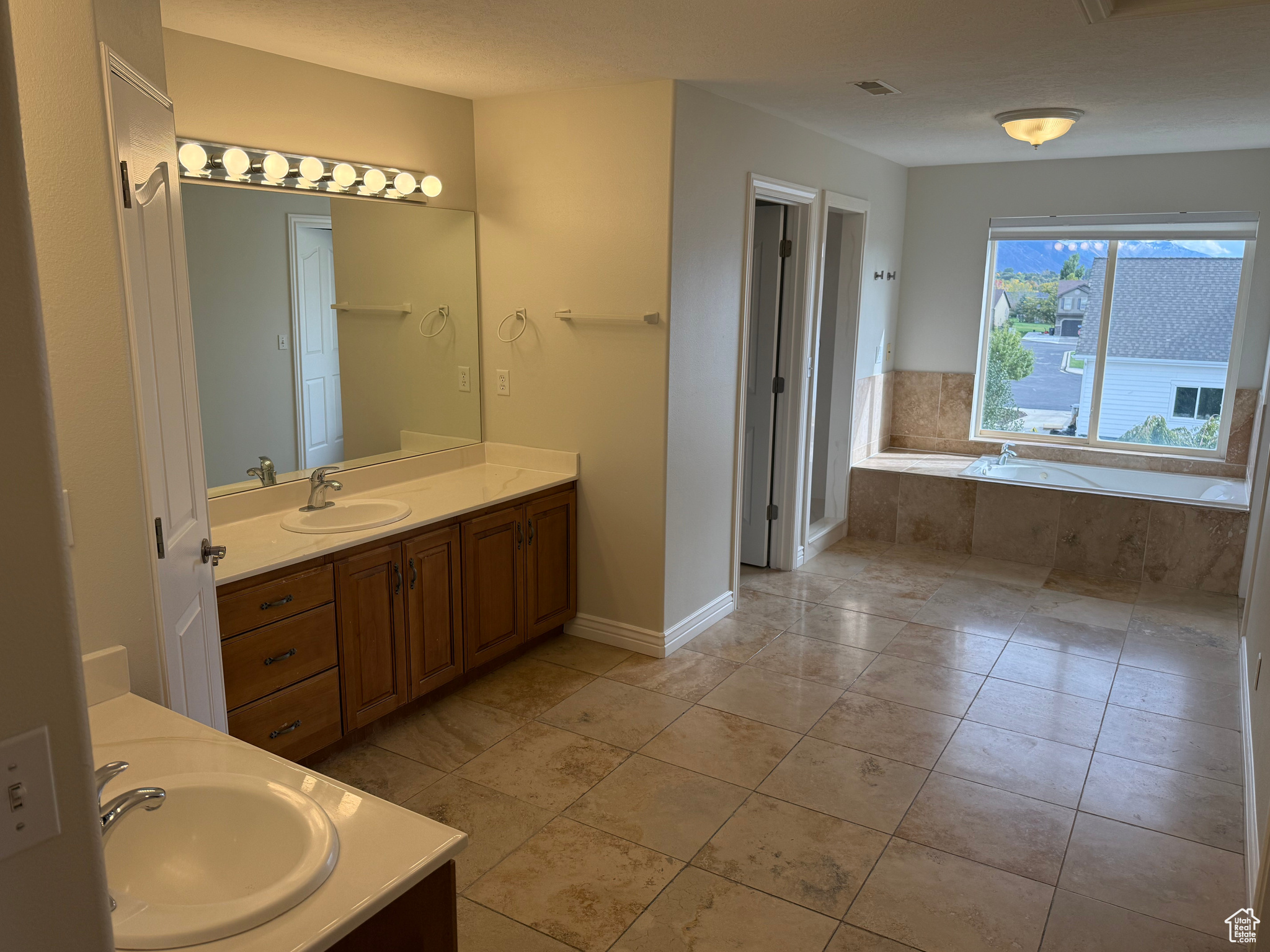 KIDS CORNER AMENDED - Residential