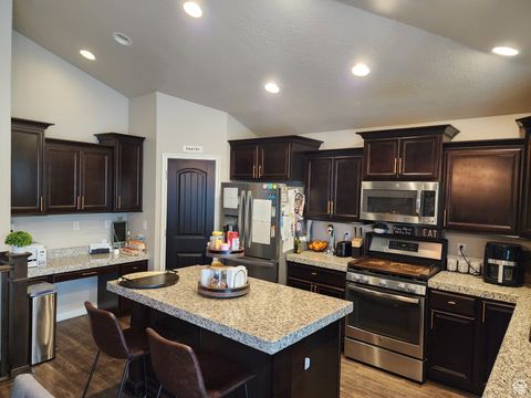 Tiny photo for 4028 S YOUNG DR, West Valley City, UT 84128 (MLS # 2116745)