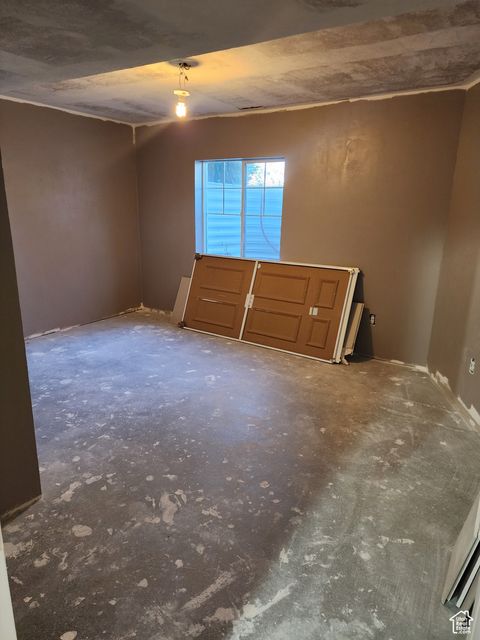 Tiny photo for 4028 S YOUNG DR, West Valley City, UT 84128 (MLS # 2116745)