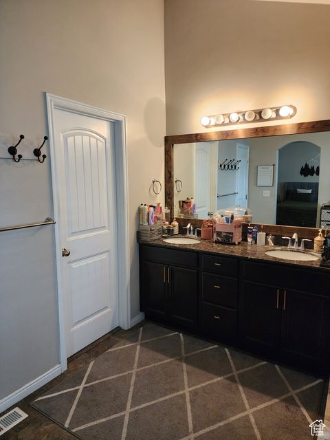 Tiny photo for 4028 S YOUNG DR, West Valley City, UT 84128 (MLS # 2116745)