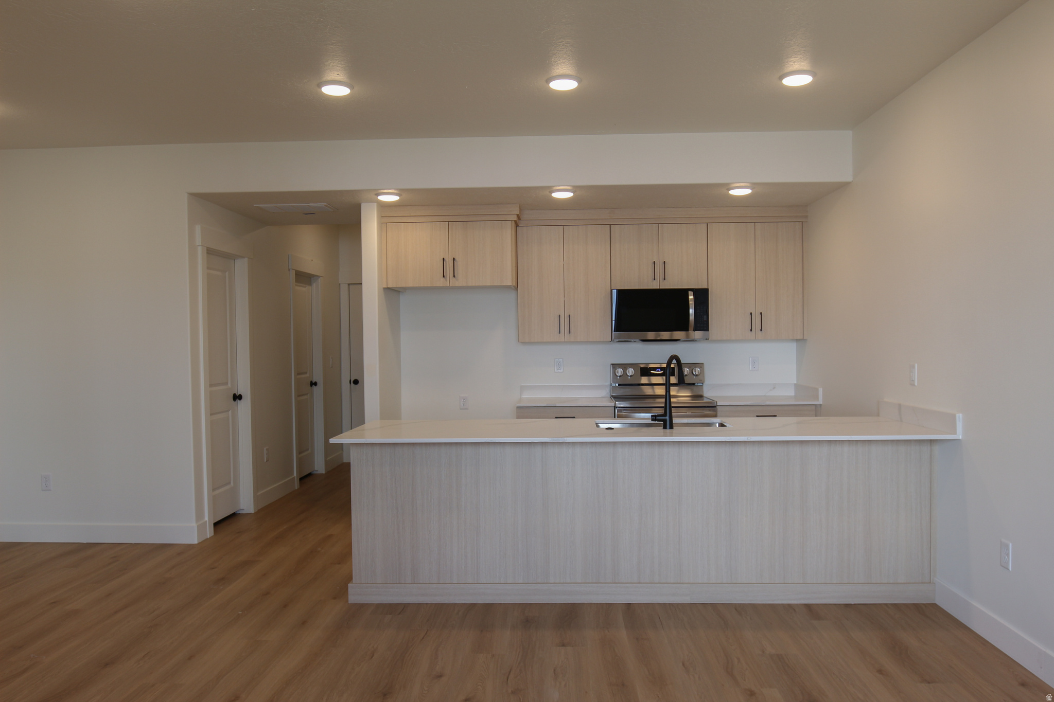 GOLDEN FOREST - Residential