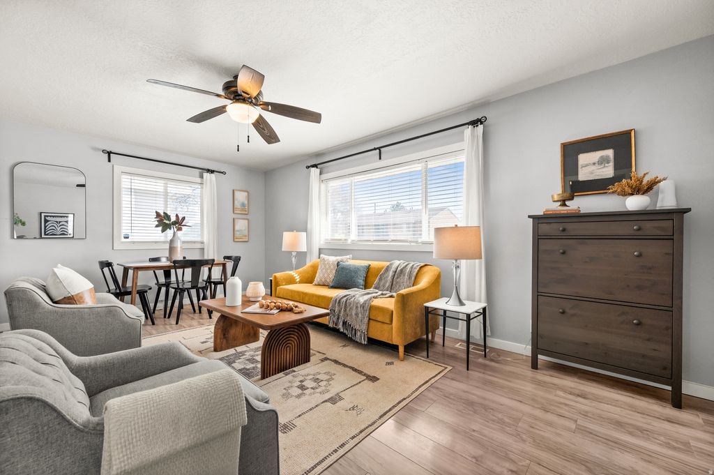 Photo of 255 E TRUMAN AVE S, South Salt Lake, UT 84115 (MLS # 2141207)