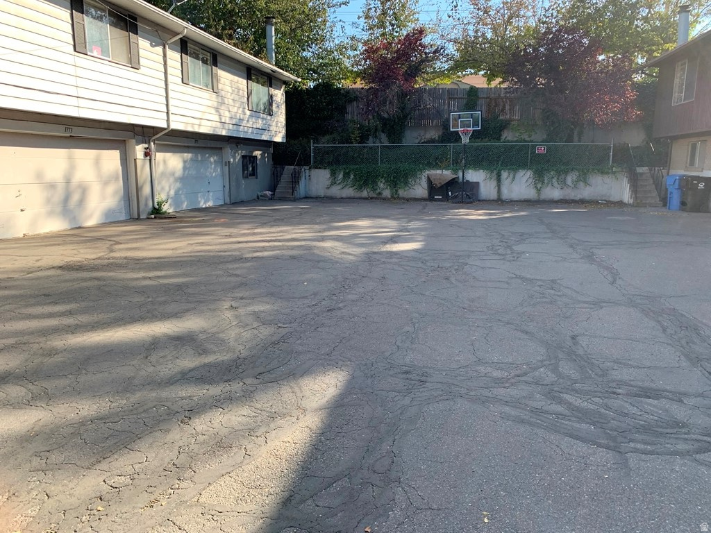 1761 E FORT UNION BLVD