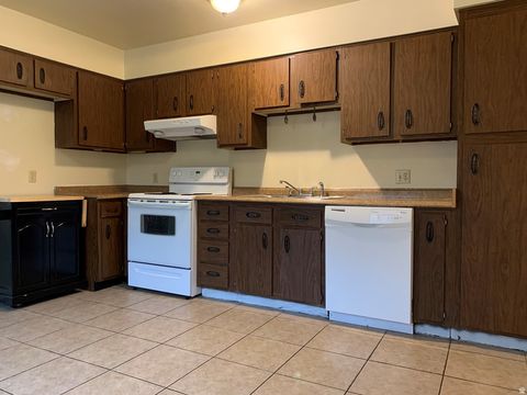 Tiny photo for 1761 E FORT UNION BLVD, Cottonwood Heights, UT 84121 (MLS # 2127442)