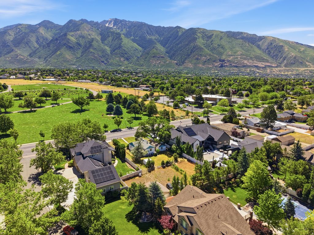 Photo of 10850 S 1700 E, Sandy, UT 84092 (MLS # 2165527)