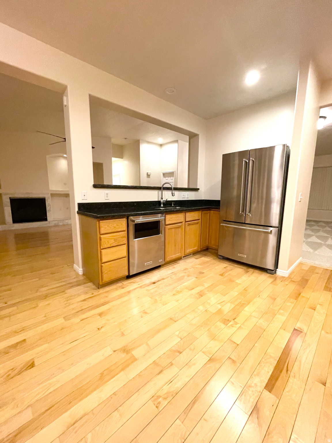 SOUTH MOUNTAIN - Residential Lease