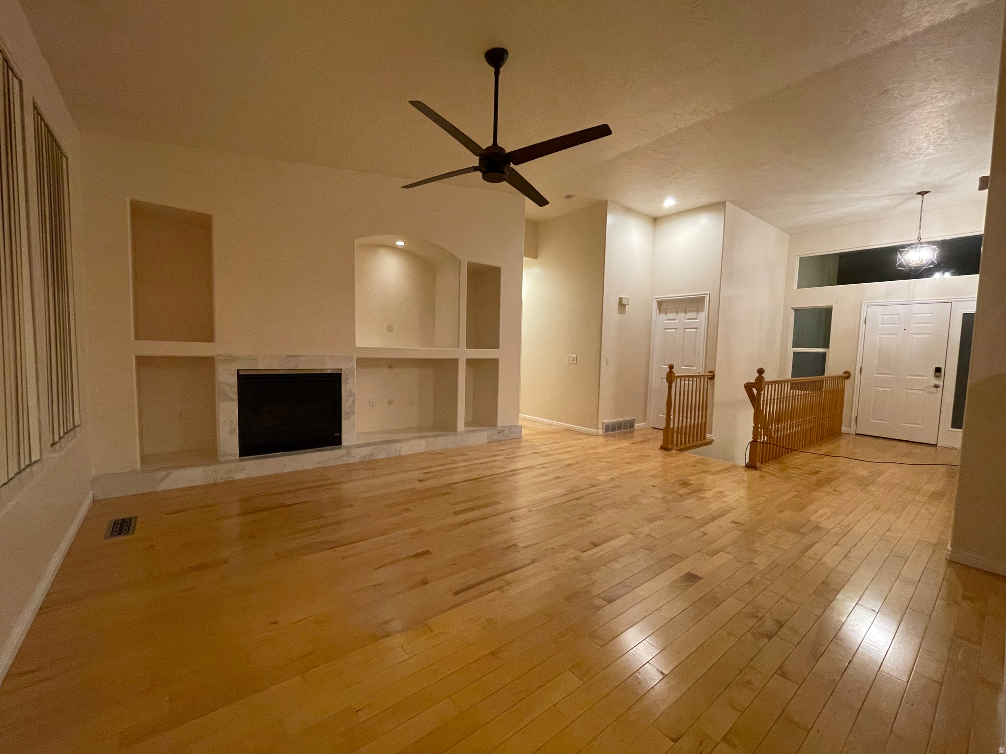 SOUTH MOUNTAIN - Residential Lease