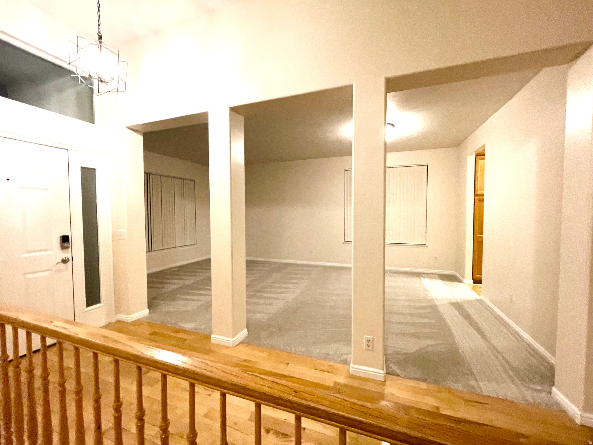 SOUTH MOUNTAIN - Residential Lease