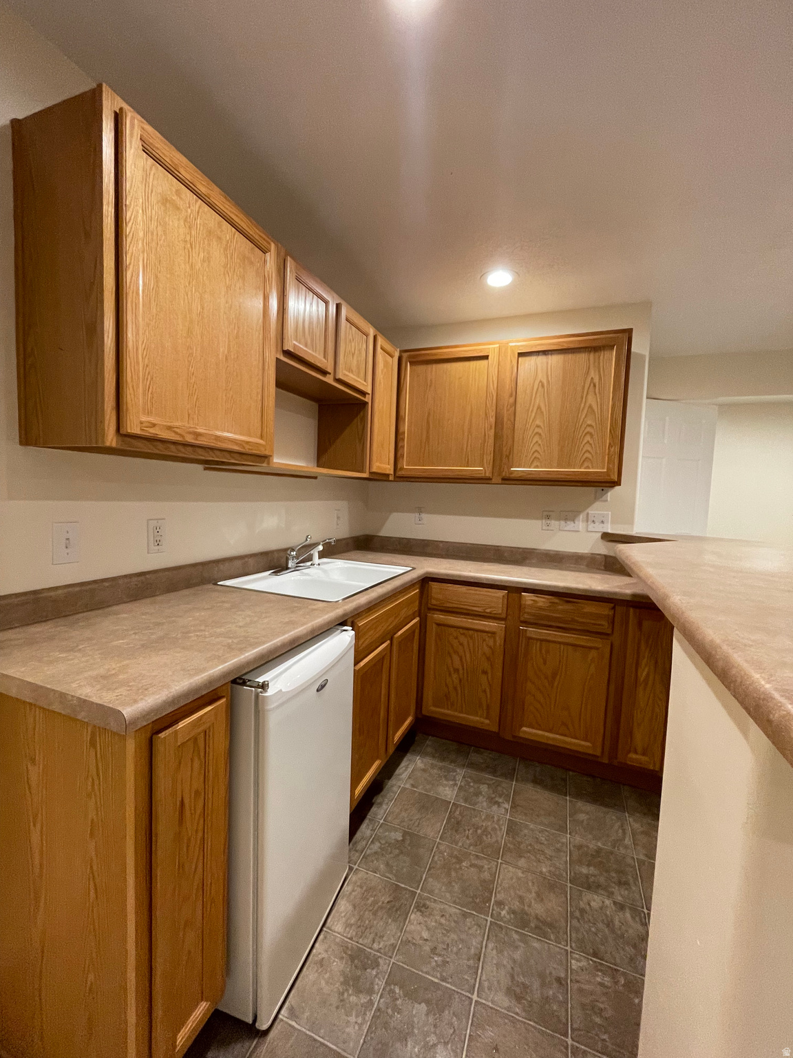 SOUTH MOUNTAIN - Residential Lease