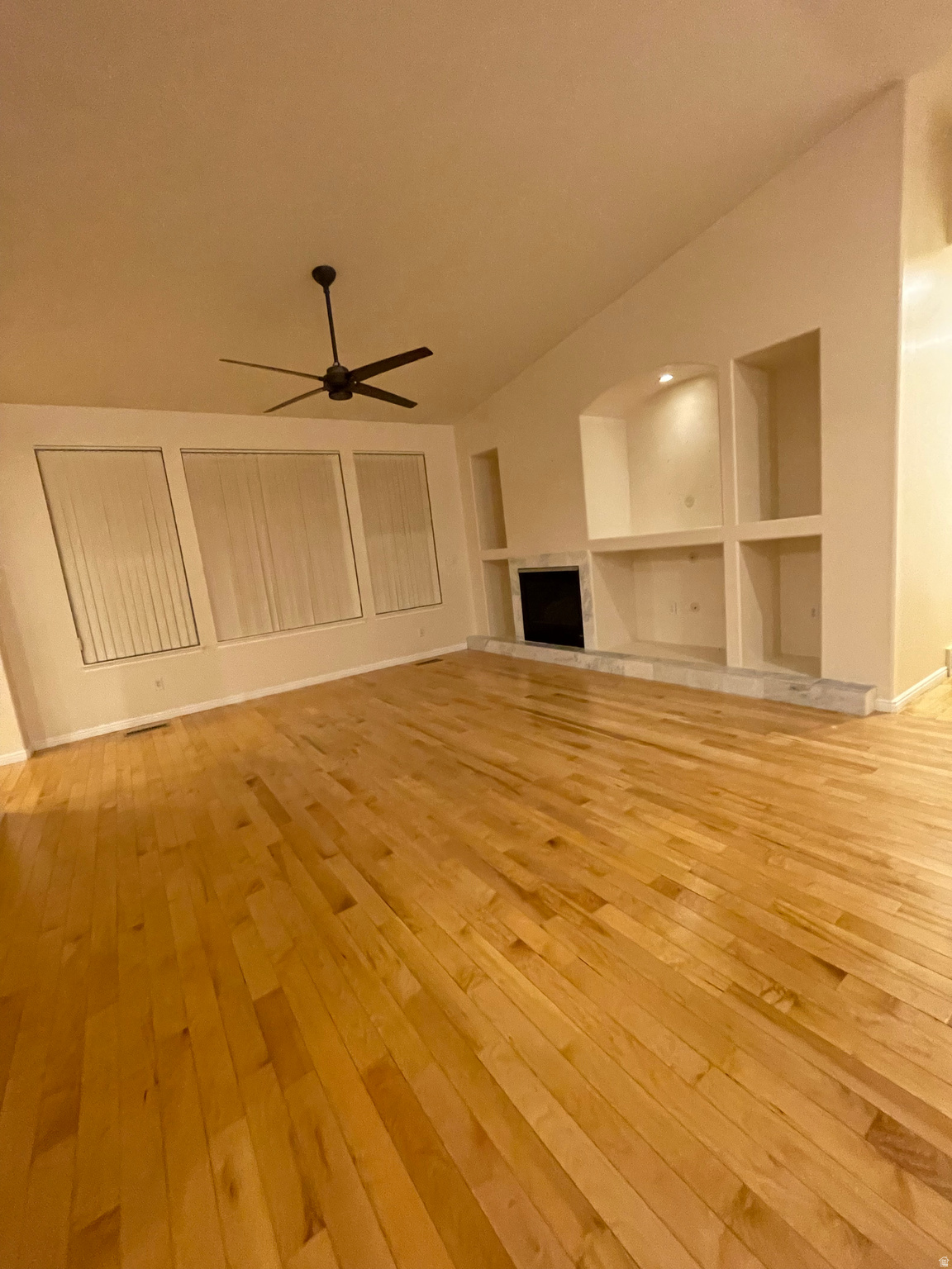 SOUTH MOUNTAIN - Residential Lease