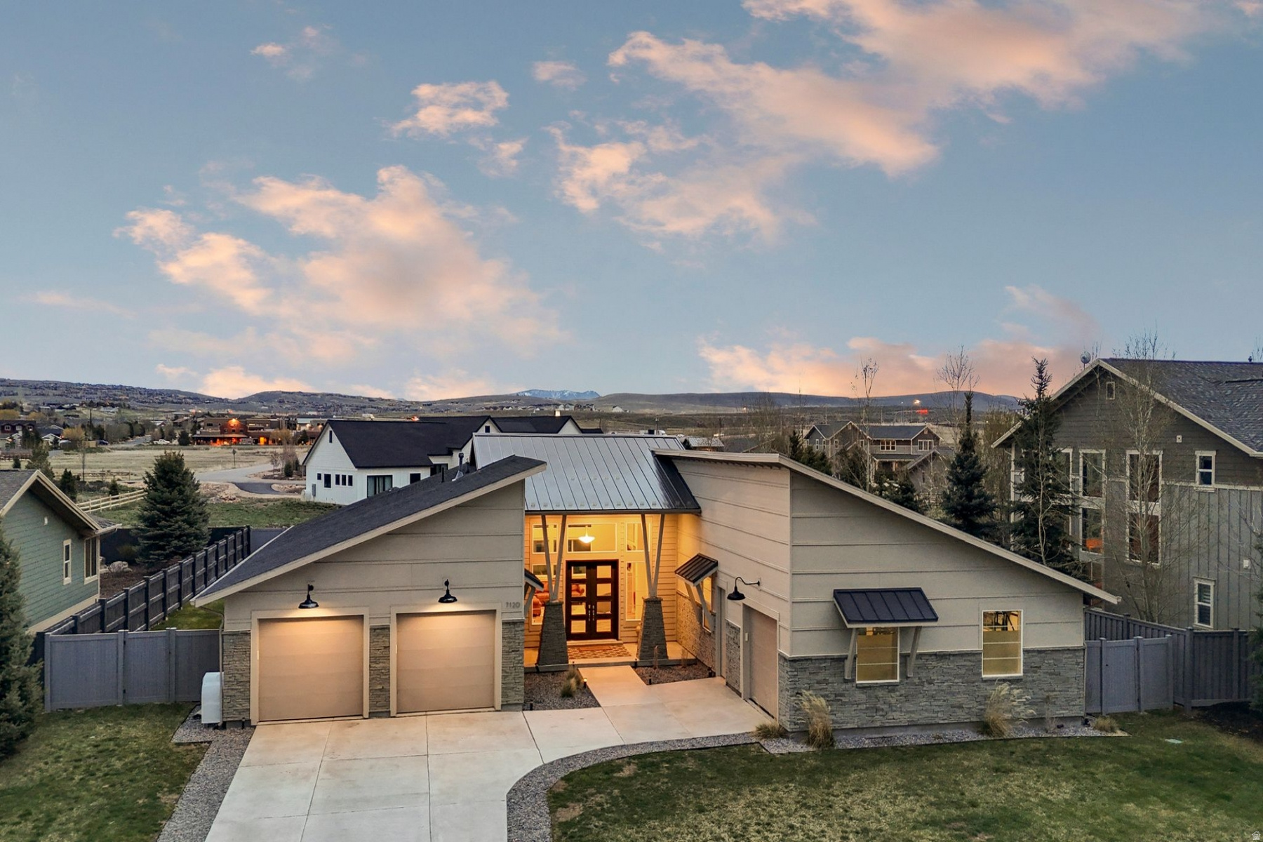 EAST CREEK RANCH - Residential