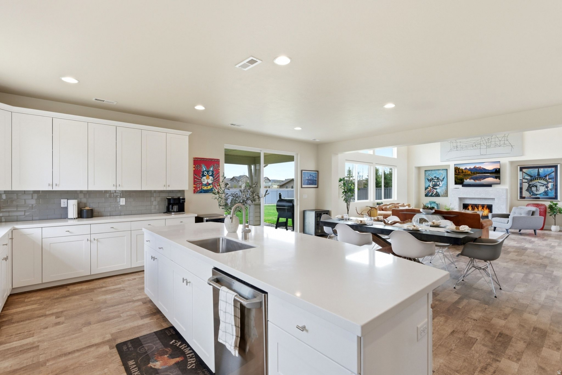 EAST CREEK RANCH - Residential