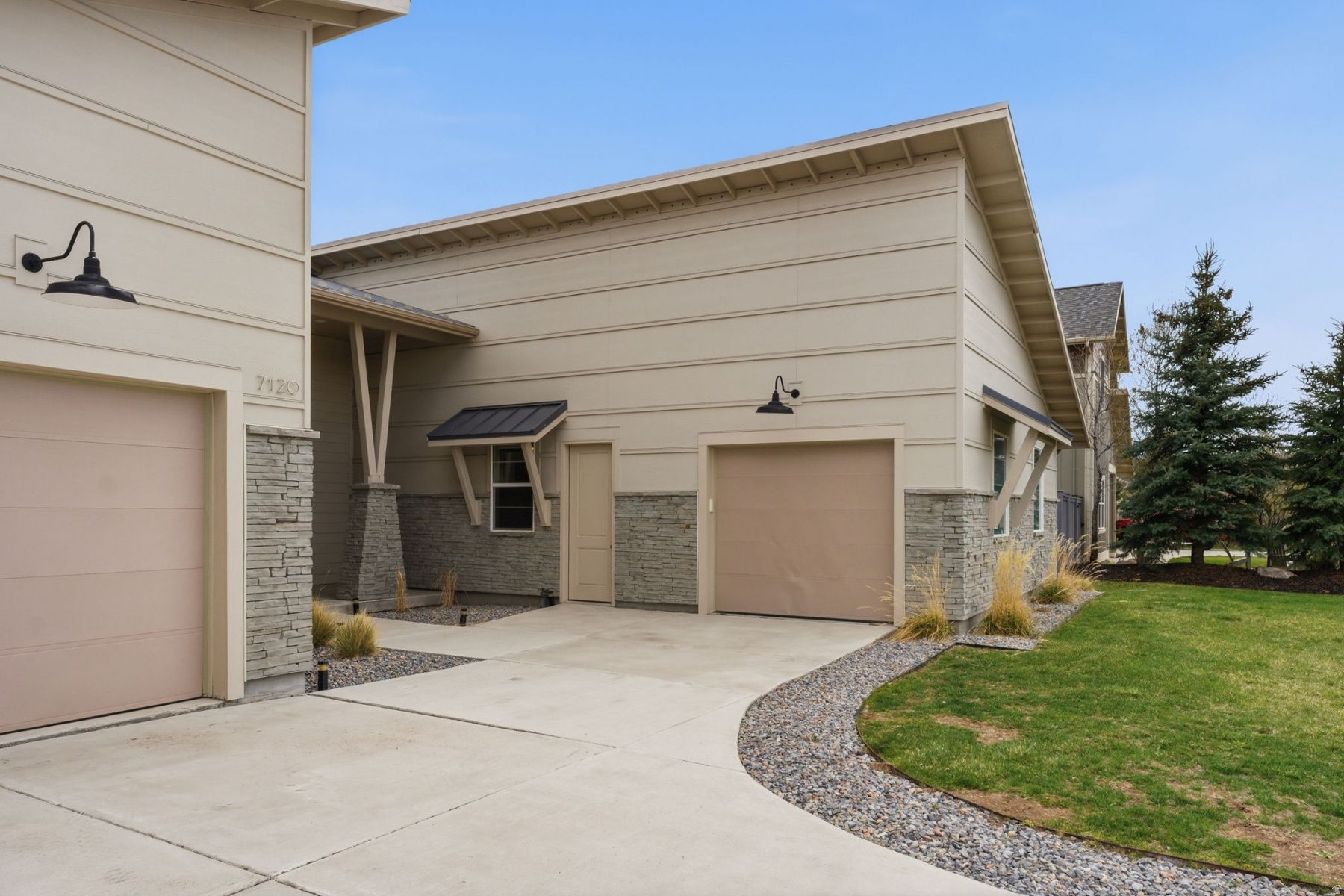 EAST CREEK RANCH - Residential