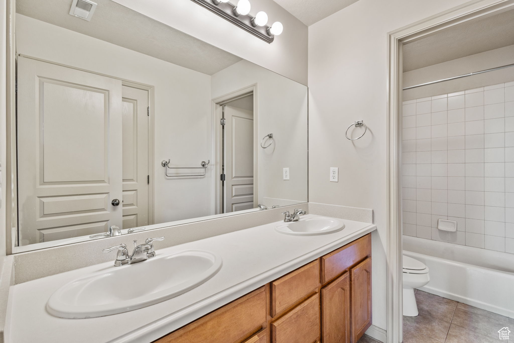 8127 S Bear Lake Ct, West Jordan, Utah image 41