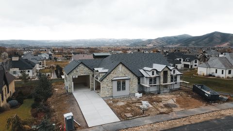 Tiny photo for 971 S COLDWATER WAY, Midway, UT 84049 (MLS # 2105990)