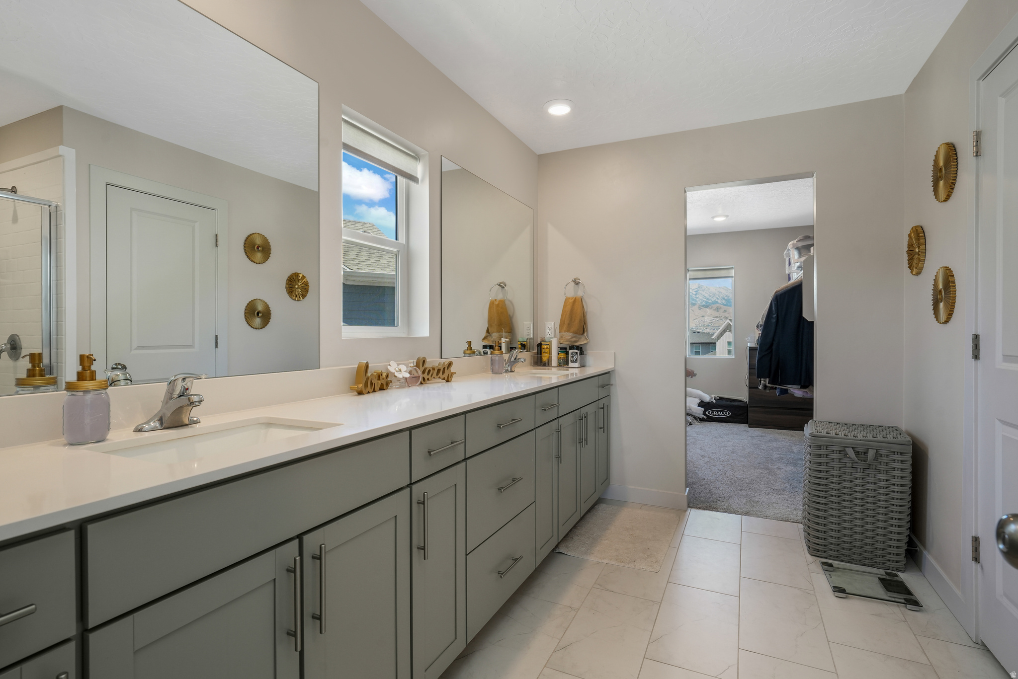 PRIMROSE - Residential