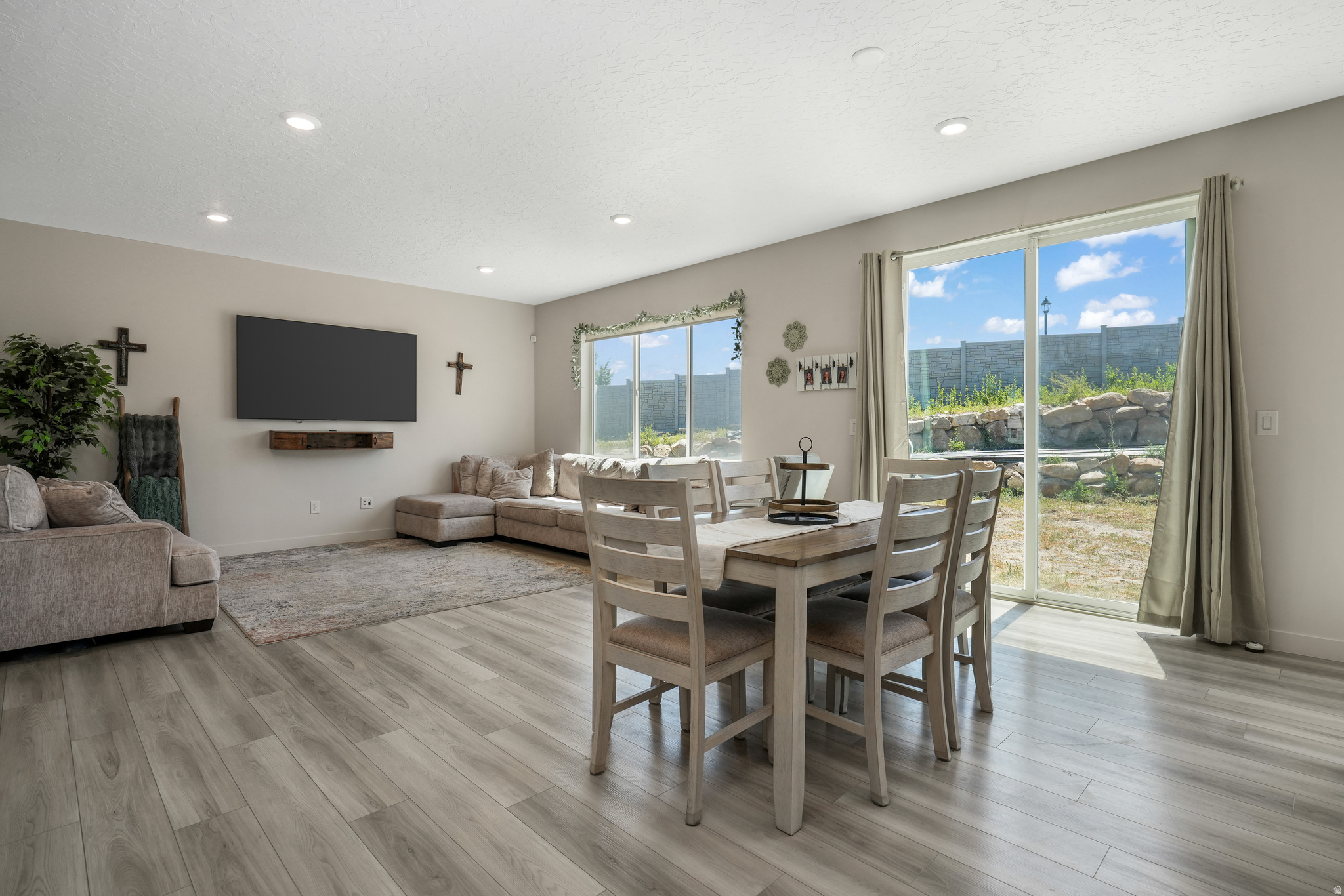PRIMROSE - Residential