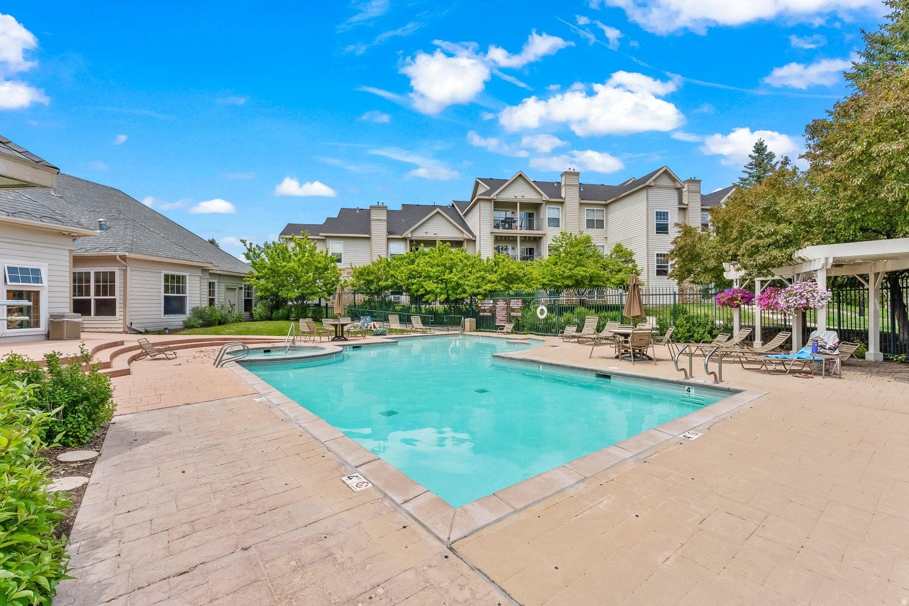 CANYON CREEK CONDO - Residential