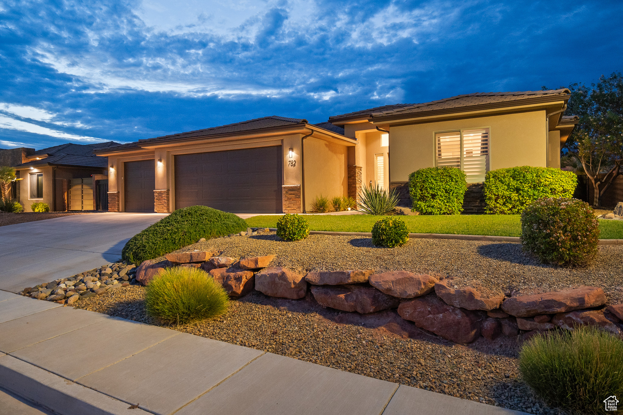 WASHINGTON VISTA - Residential