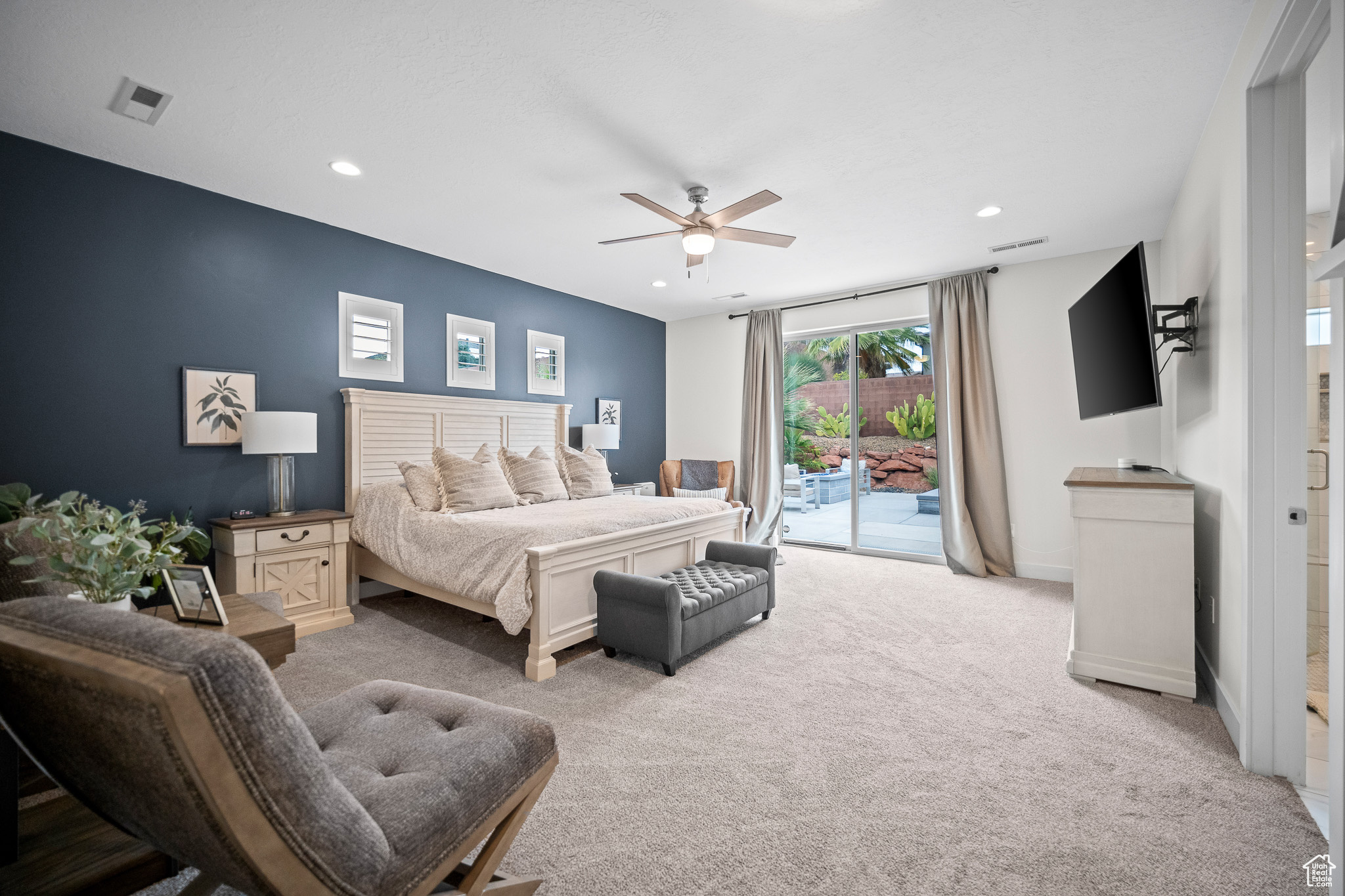 WASHINGTON VISTA - Residential