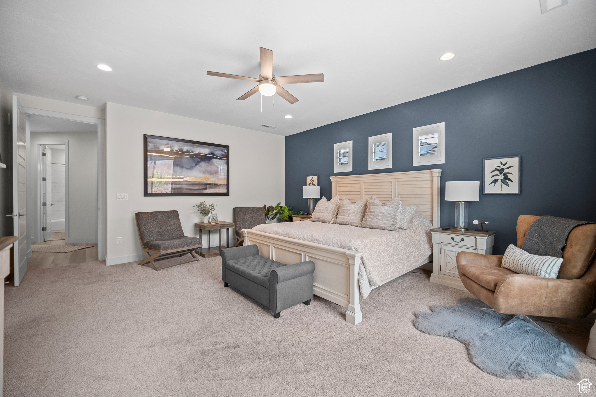 WASHINGTON VISTA - Residential