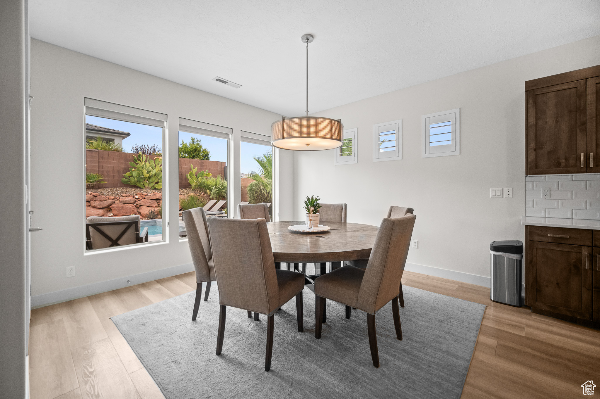 WASHINGTON VISTA - Residential