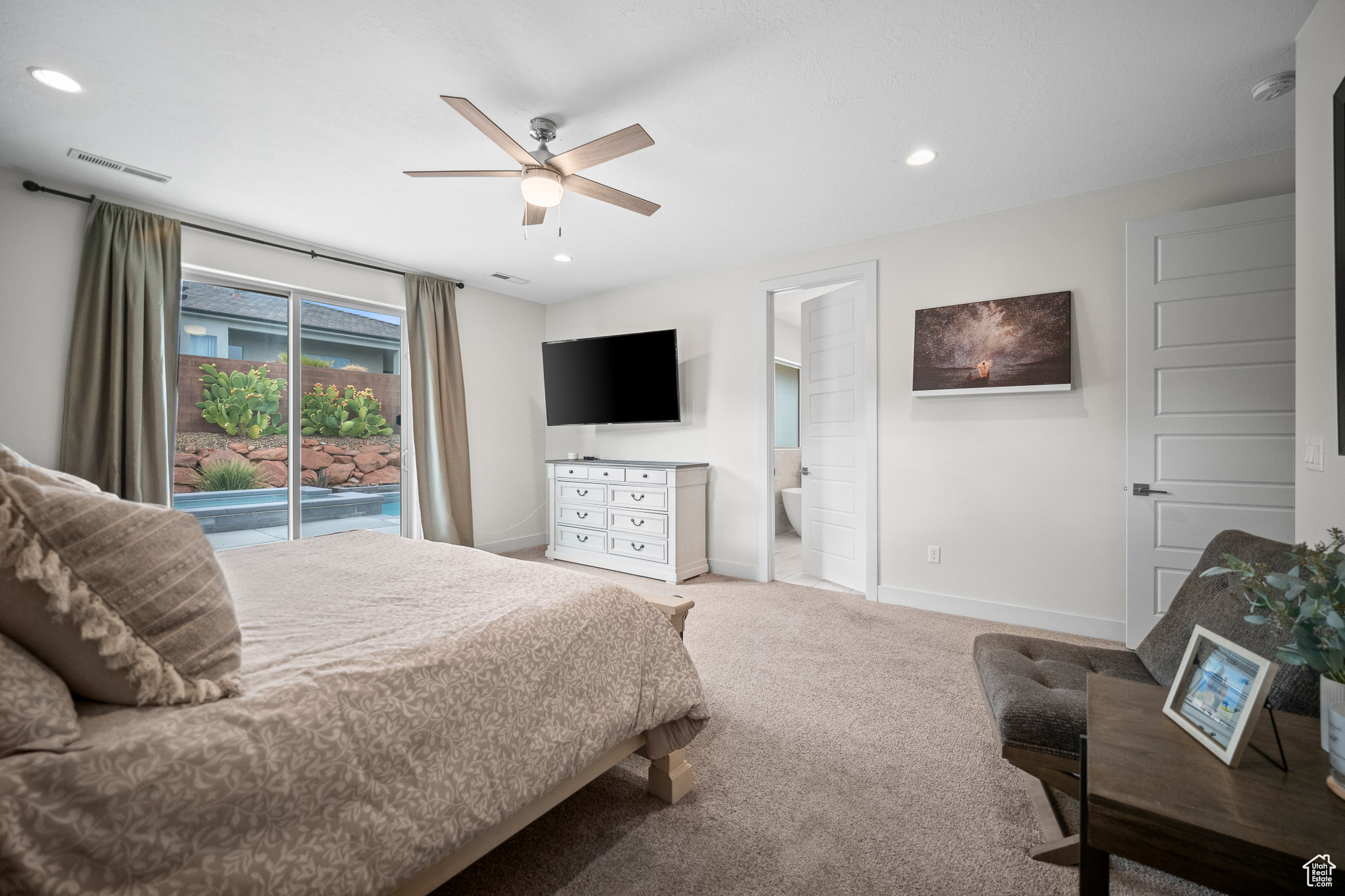 WASHINGTON VISTA - Residential