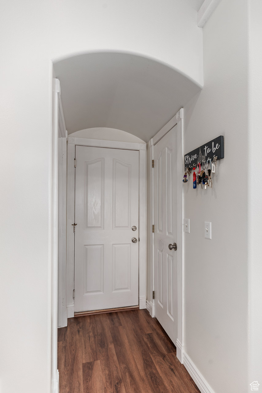 CIRCLE CLIFF BLK 24 A & B - Residential