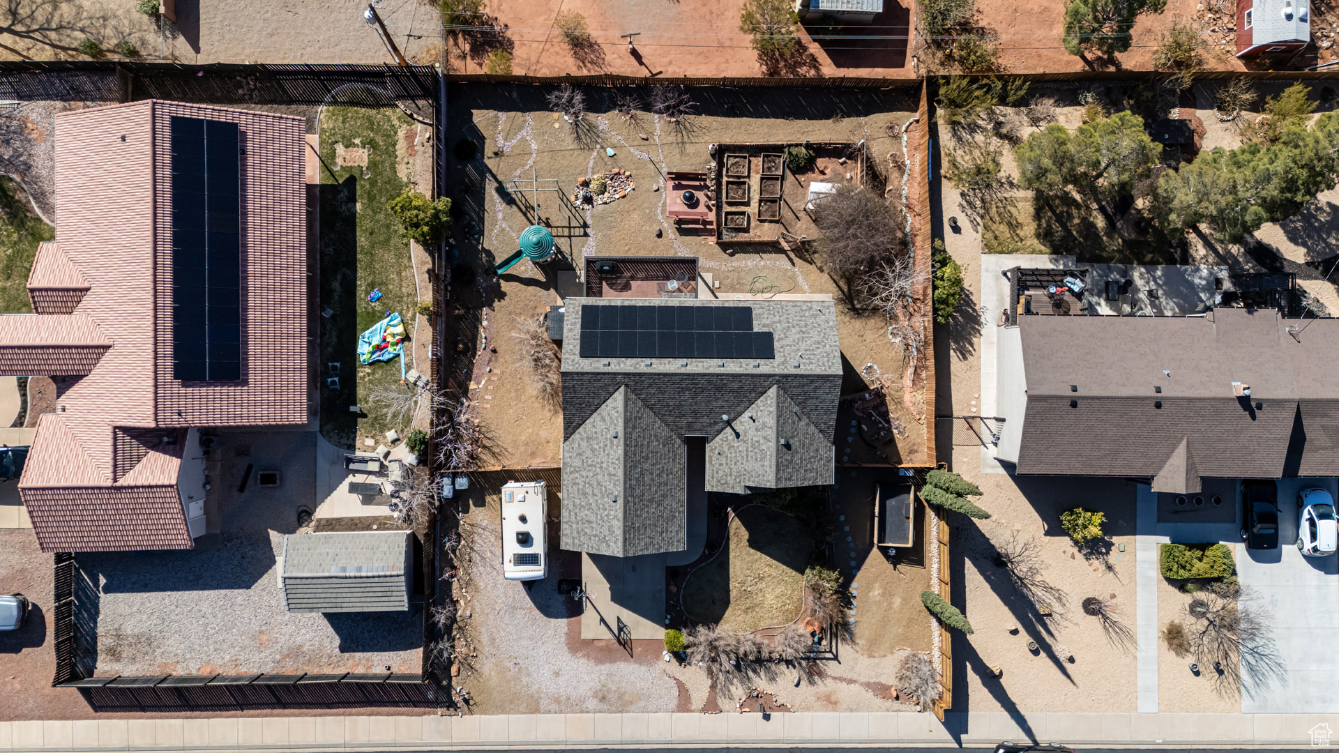 CIRCLE CLIFF BLK 24 A & B - Residential