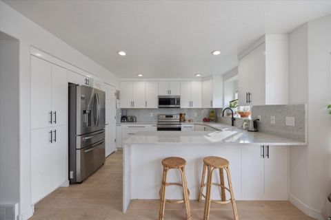 Tiny photo for 2189 N 2600 W, Lehi, UT 84043 (MLS # 2107038)