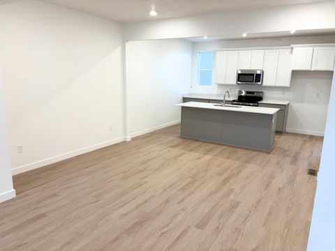 Tiny photo for 873 S MATHILDA DR #247, Saratoga Springs, UT 84045 (MLS # 2132670)