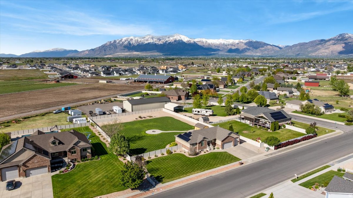 ALLEN ESTATES - Residential