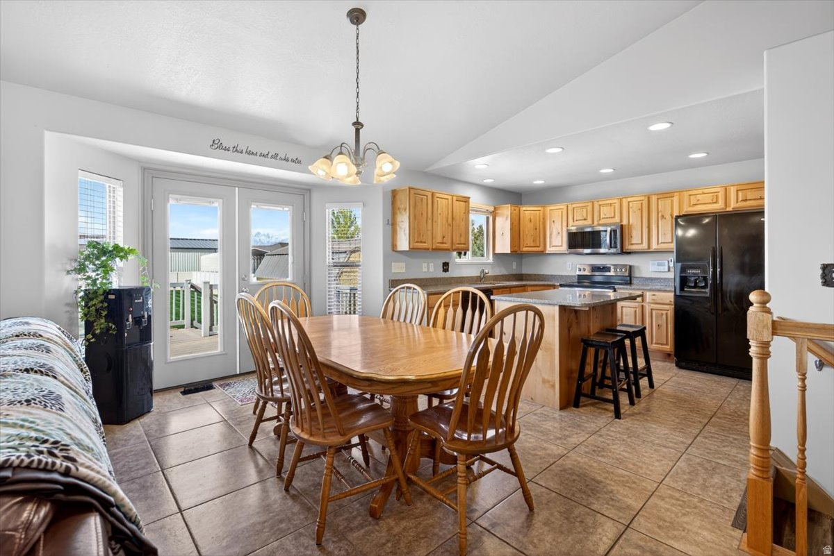 ALLEN ESTATES - Residential