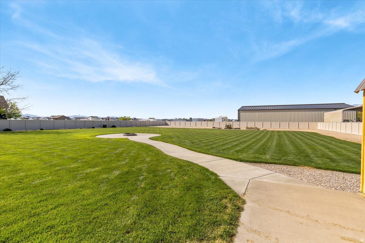 ALLEN ESTATES - Residential