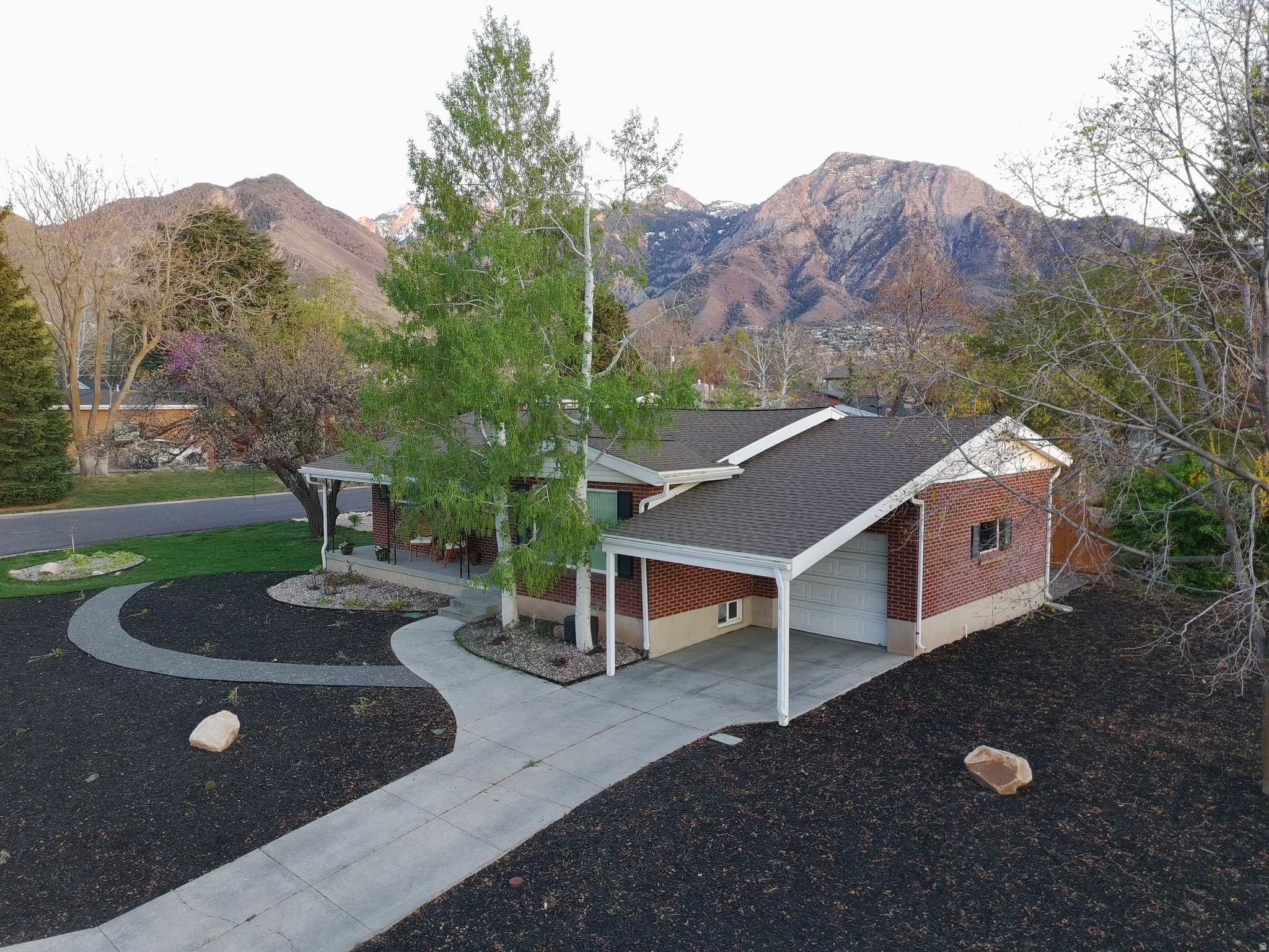 TERRACE VIEW - Residential