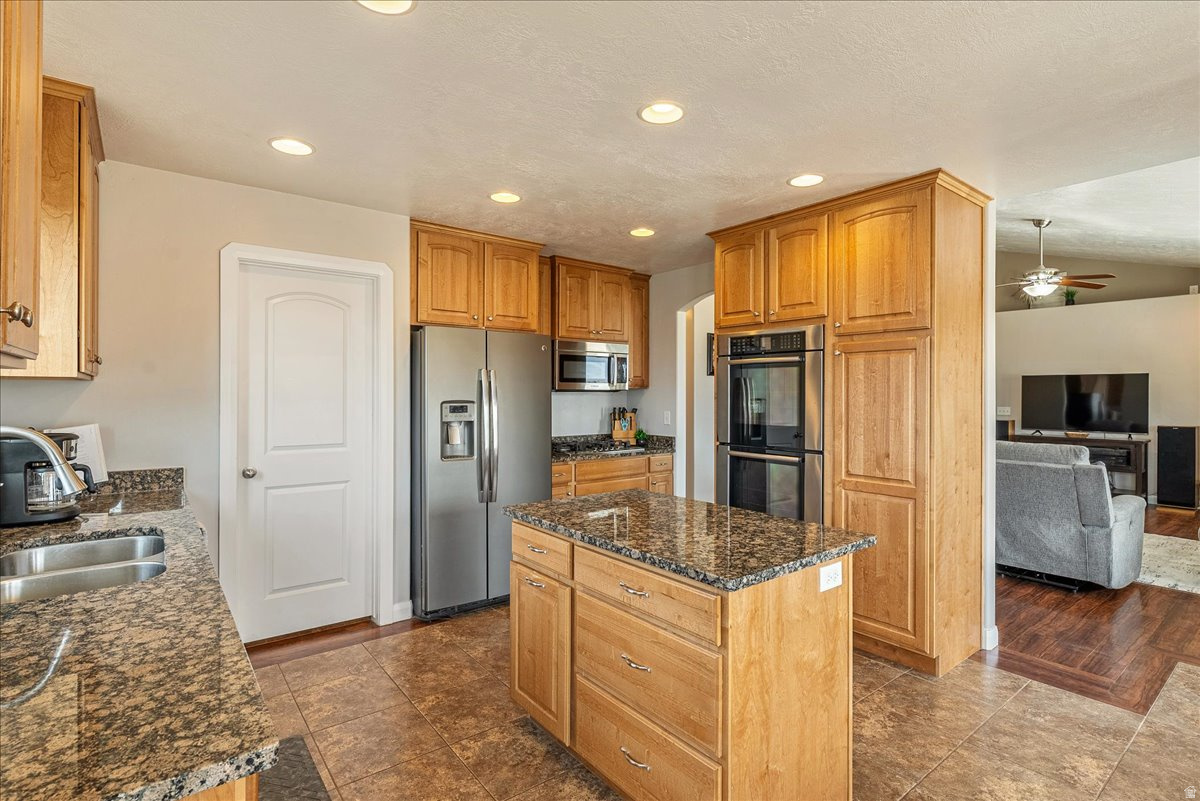 SPIRAL SPRINGS - Residential