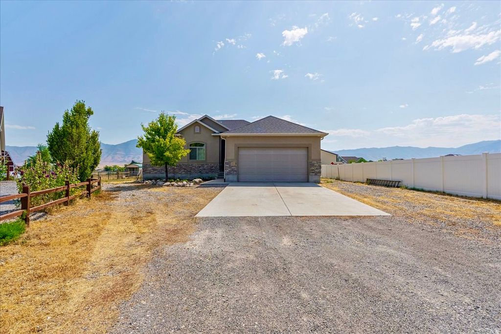 Photo of 4364 N ROSE SPRINGS RD W, Erda, UT 84074 (MLS # 2141918)