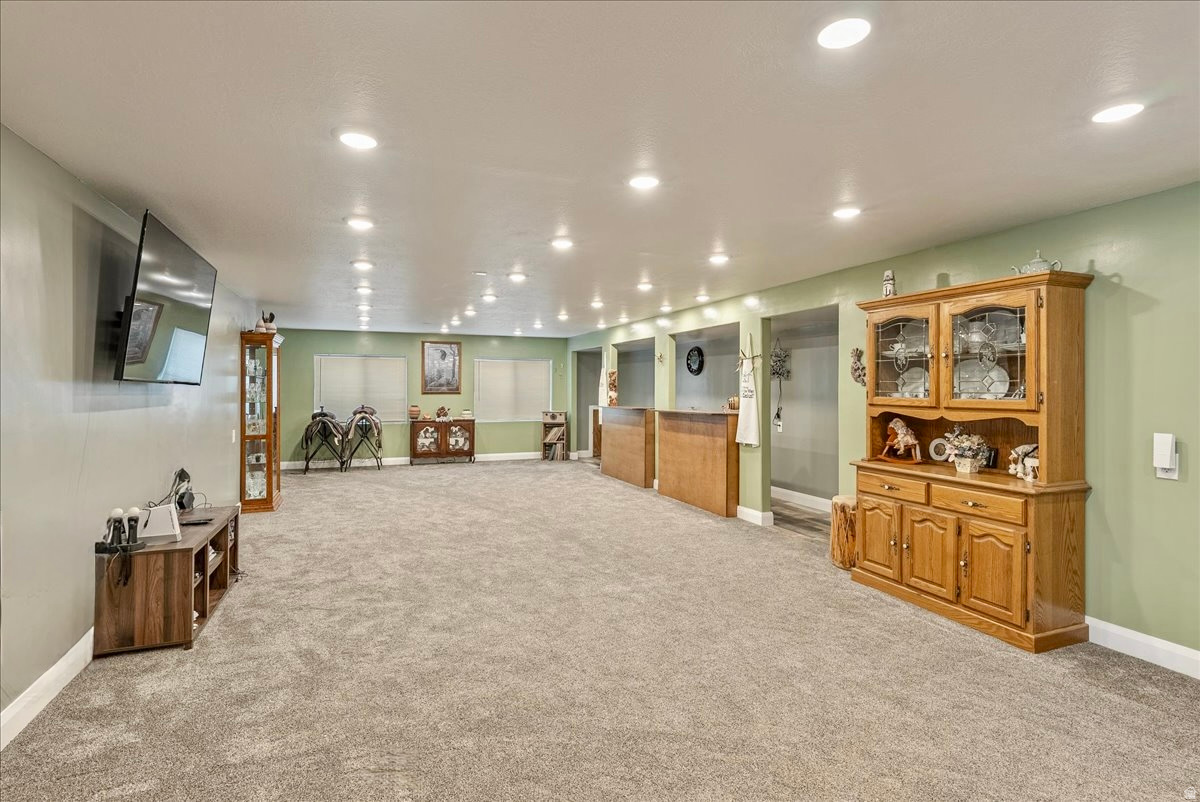 SPIRAL SPRINGS - Residential