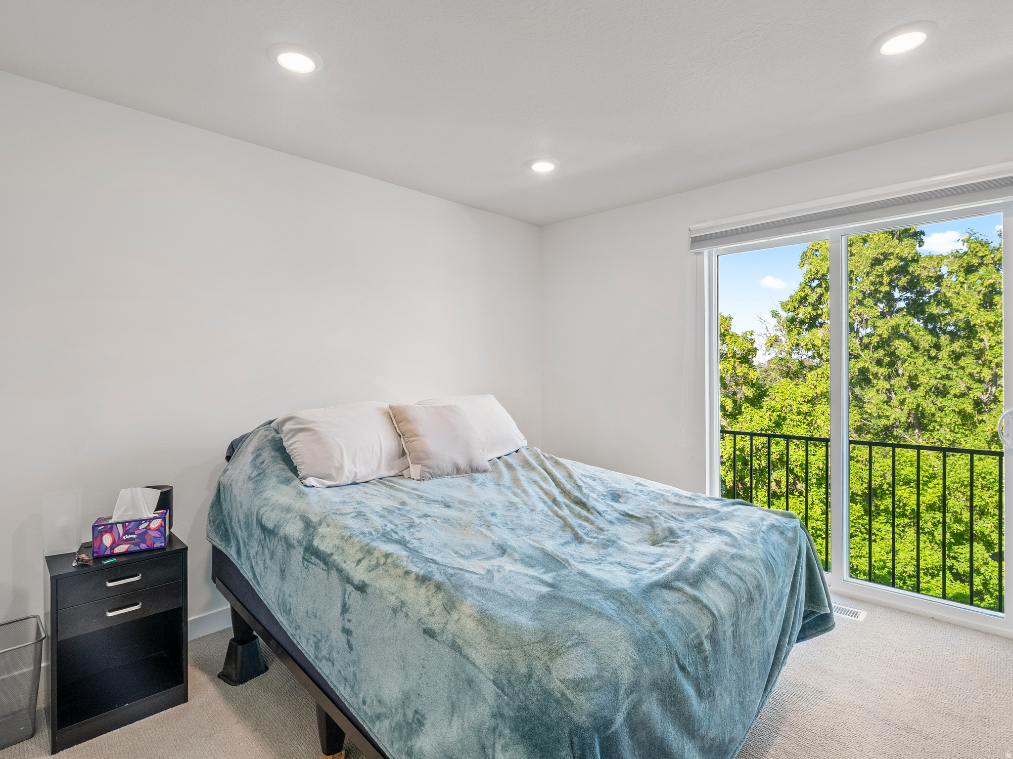 AXIS TOWNHOMES - Residential