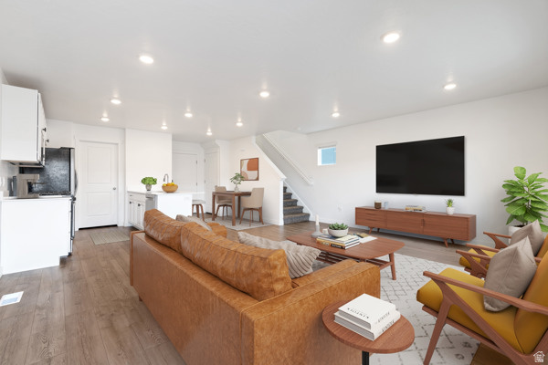 LITTLE VALLEY GATEWA - Residential