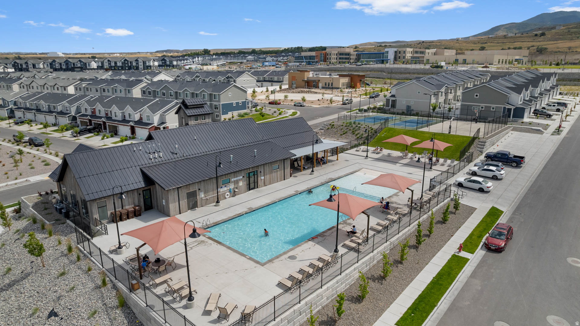 LITTLE VALLEY GATEWA - Residential