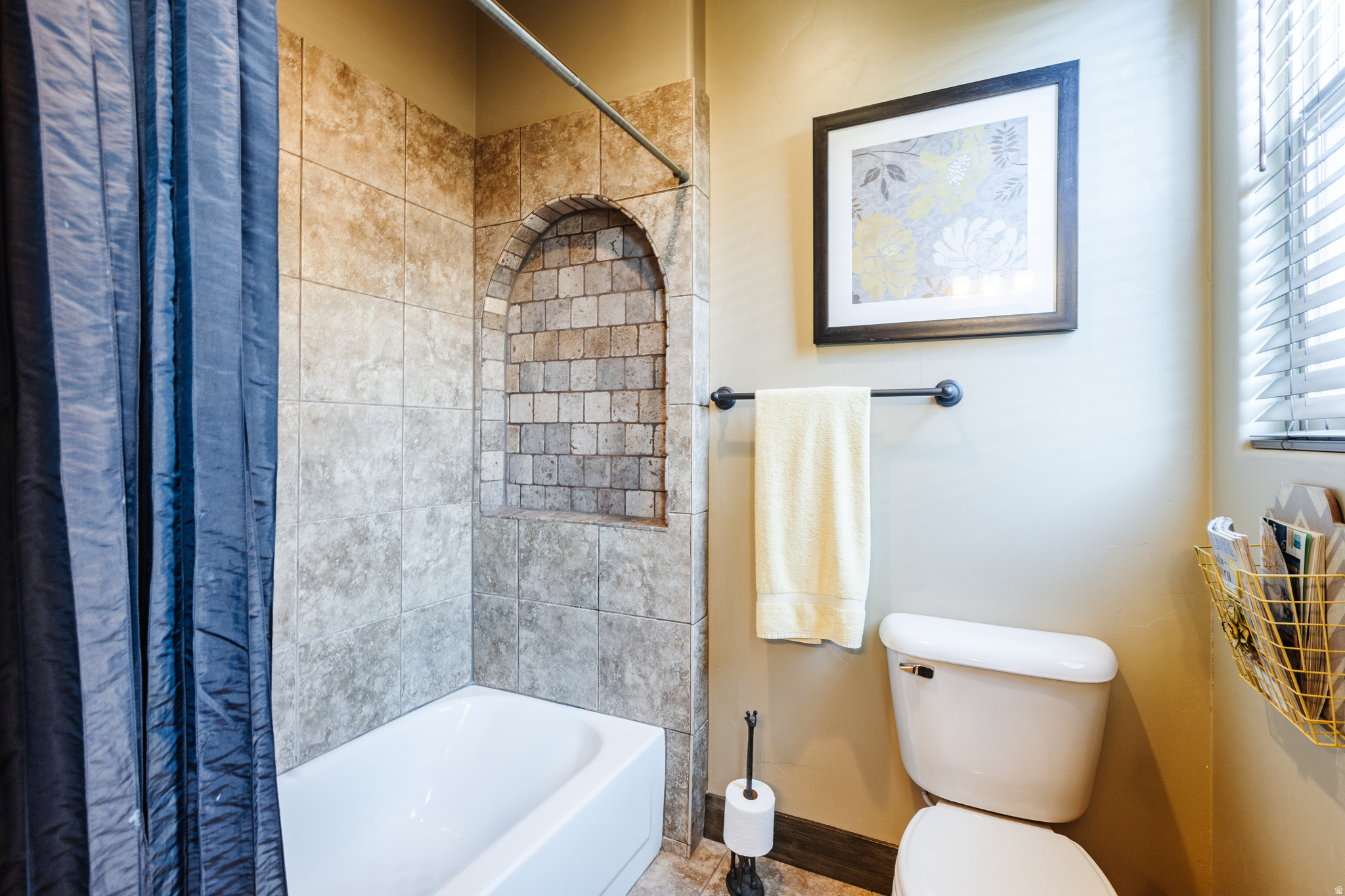 DESERT FIELDS - Residential