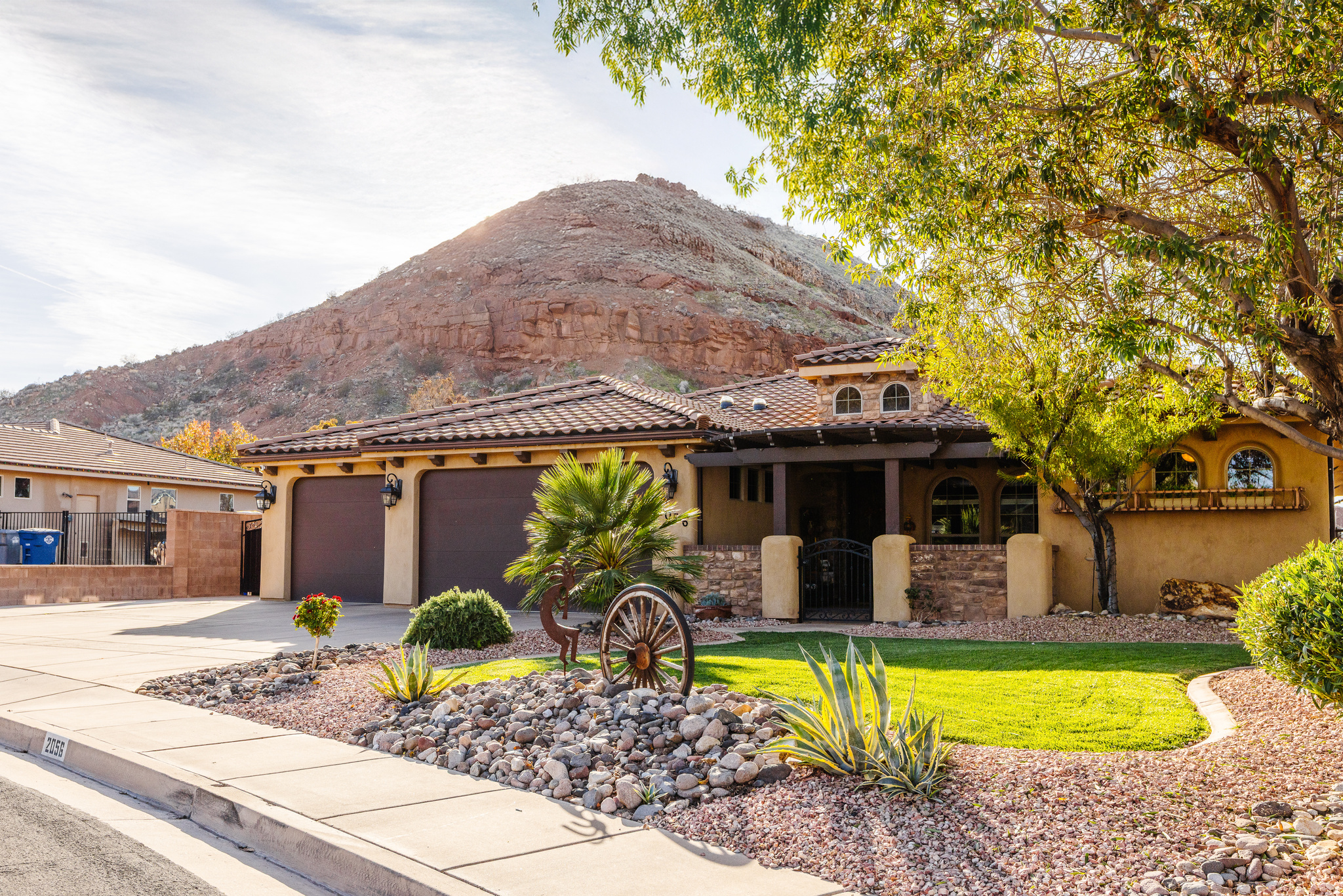 DESERT FIELDS - Residential