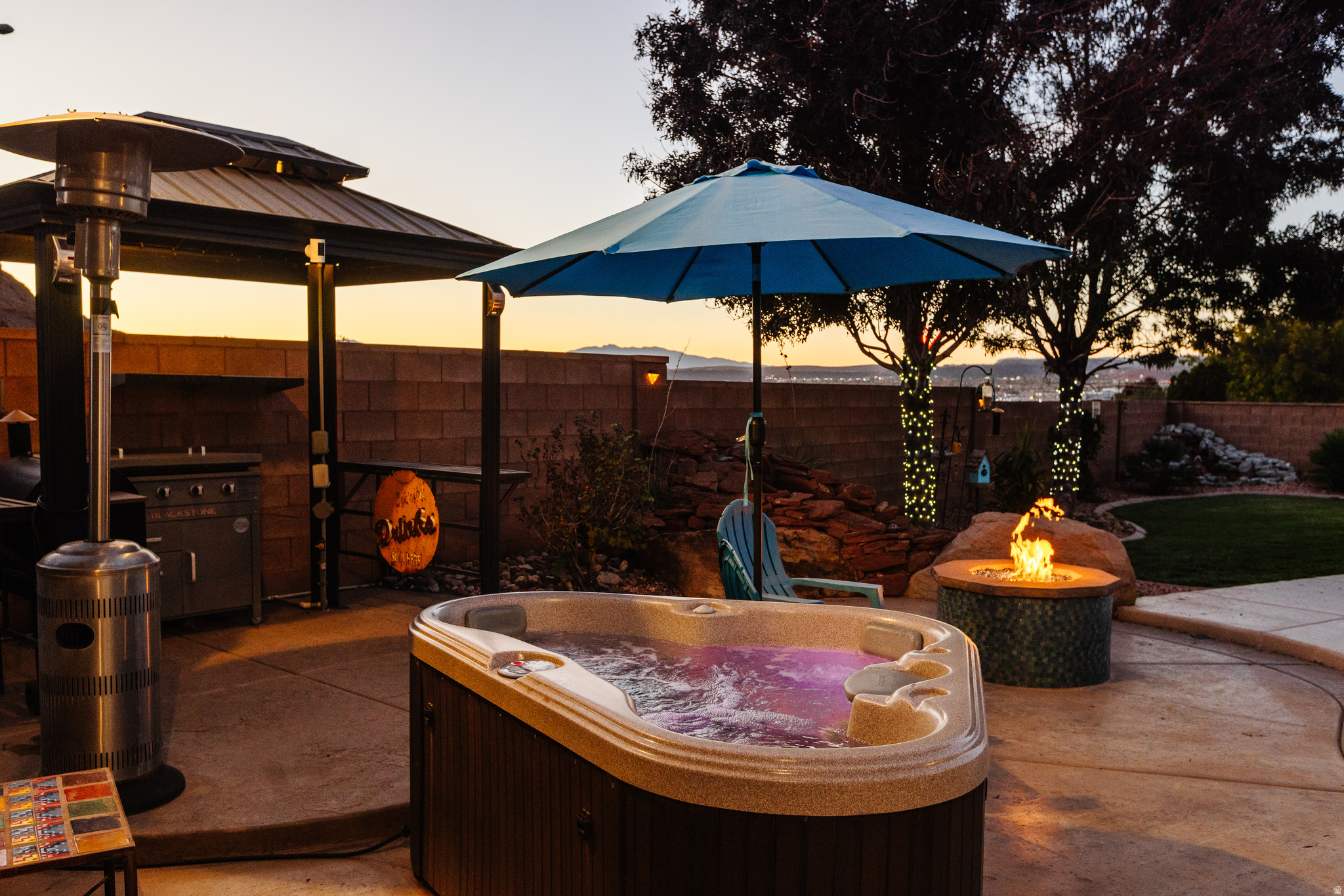 DESERT FIELDS - Residential