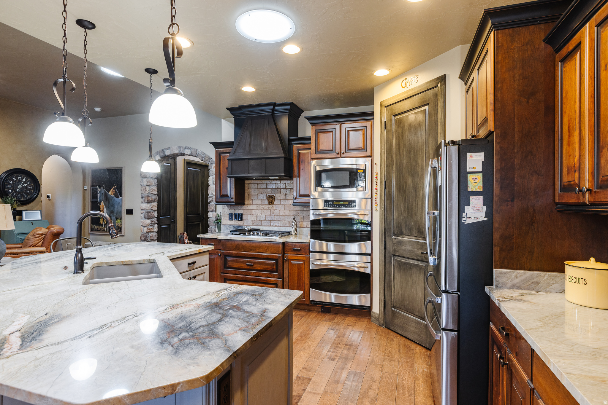 DESERT FIELDS - Residential