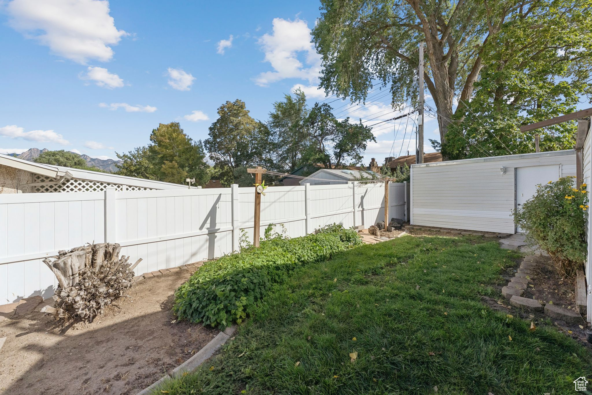 AUBURN GARDENS - Residential